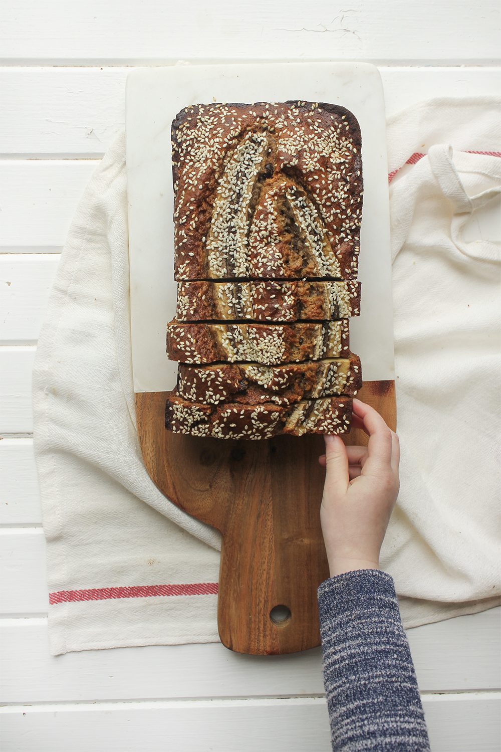 Tahini, Pecan, Chocolate Banana Bread - Make this banana bread recipe if you wish to up your banana bread game! Adding tahini, dark chocolate and pecans adds so much more flavour and crunch #bananabread #banana #tahini #baking #snack #quickbread #ripebananas